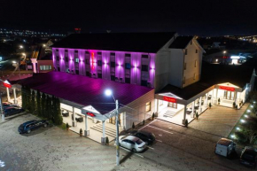  Hotel Polaris  Сучеава 